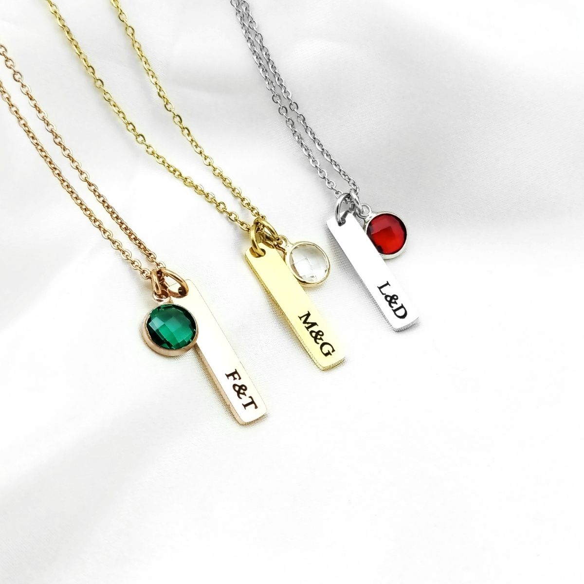 Birthstone Bar Necklace (1 Stone and Name) | Zales