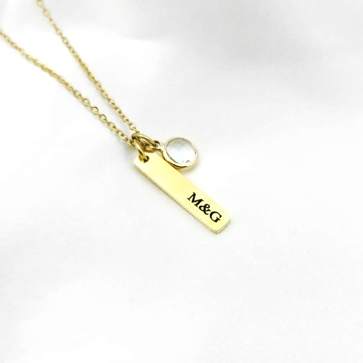 Picture Perfect Collection 14k Gold Personalized 38.1x5.8mm Birthstone Bar  Name Pendant with 18