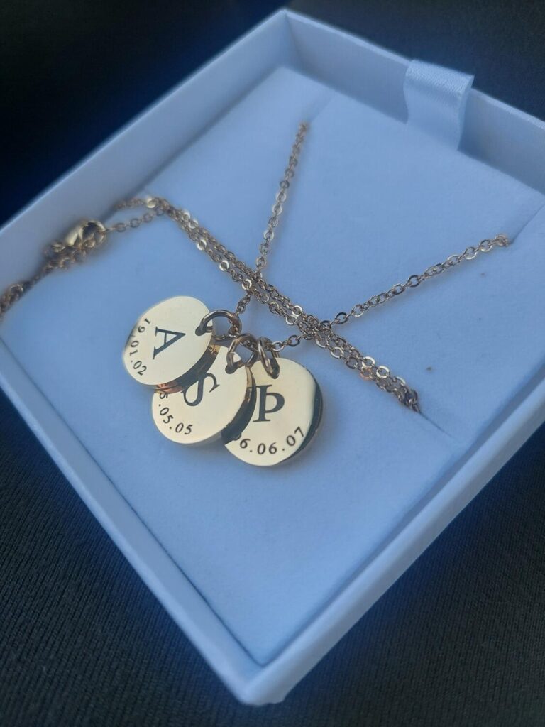 Image #1 from Gudny Elisabet Isaksdottir