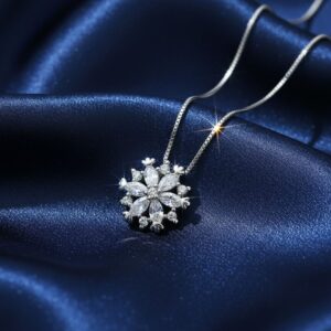 925 Sterling Silver Snowflake Necklace